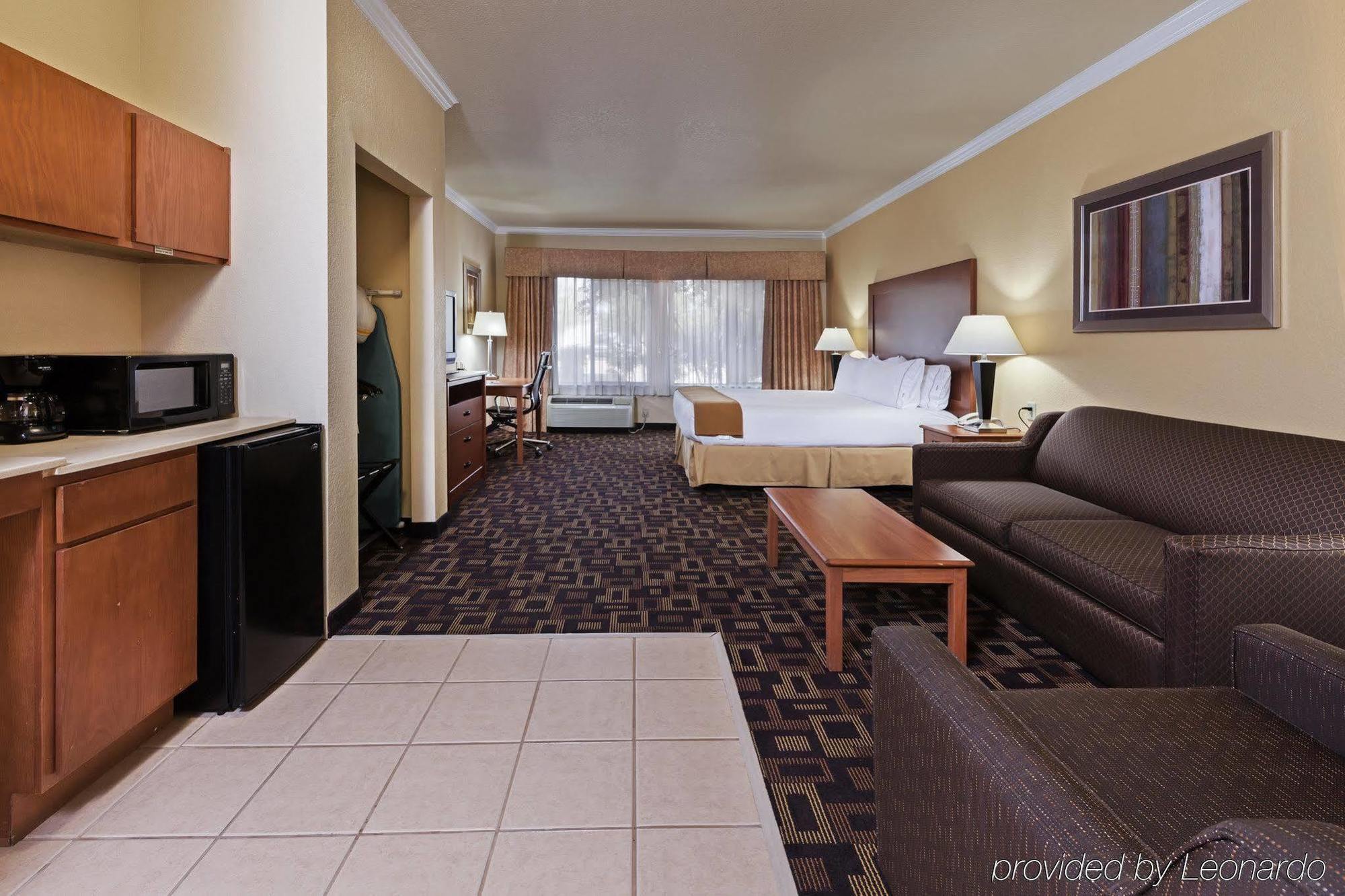 Holiday Inn Express & Suites Austin Nw - Lakeline By Ihg Dış mekan fotoğraf