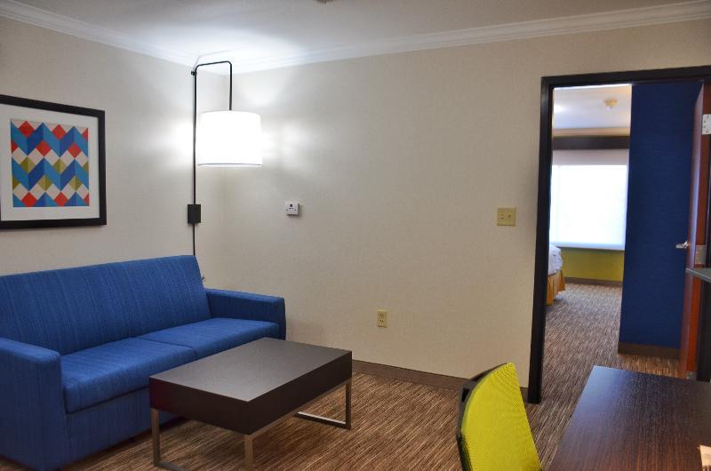 Holiday Inn Express & Suites Austin Nw - Lakeline By Ihg Dış mekan fotoğraf