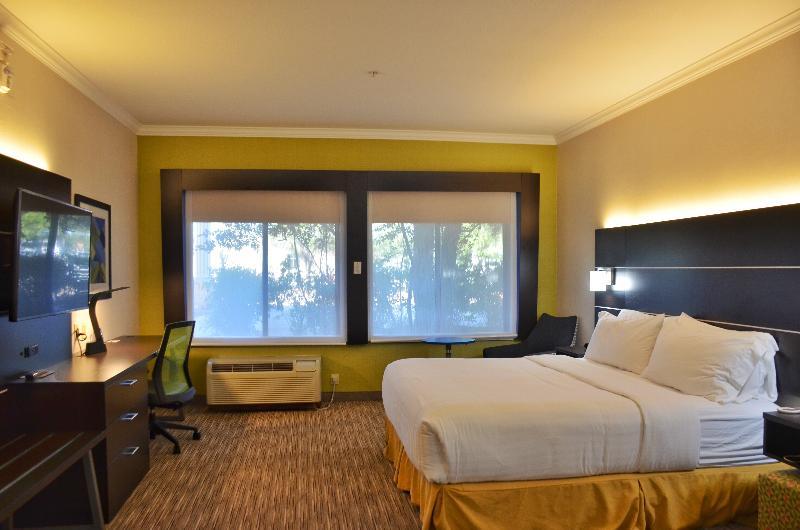 Holiday Inn Express & Suites Austin Nw - Lakeline By Ihg Dış mekan fotoğraf